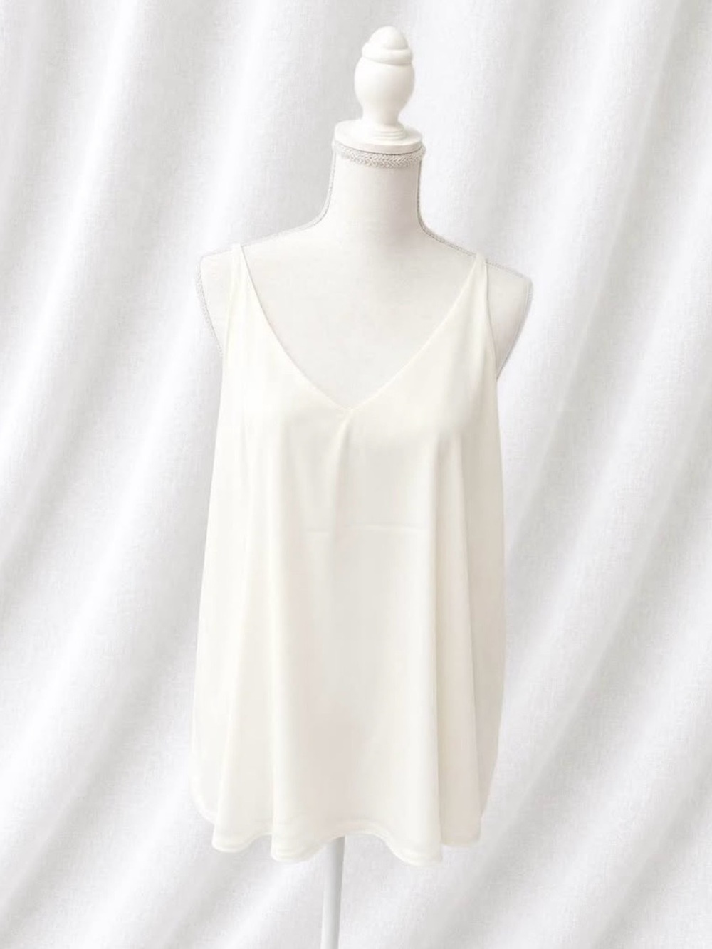 Kismet Ivory V-Neck Camisole